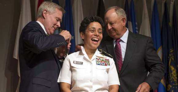 Michelle Howard, la première femme amiral aux États-Unis