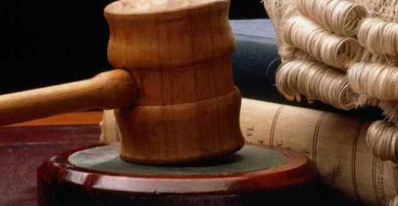 Royaume-Uni: un juge excuse un violeur pas "classique", selon lui