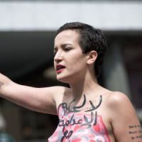 Amina Sboui : l'ex-Femen affirme avoir été agressée et tondue sur la place de Clichy