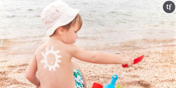 Comment mettre de la crème solaire à un enfant en 10 étapes (et sans devenir chèvre)