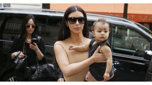 Kim Kardashian cherche le sosie parfait de sa fille