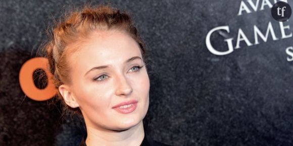 Bastille : Sophie Turner (GoT) dans le clip d'Oblivion (vidéo)