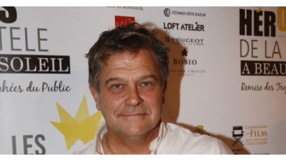 Thierry Redler (Les filles d'à côté) hospitalisé dans un état grave
