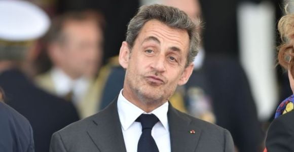 Nicolas Sarkozy tacle François Hollande et sa "maîtresse"