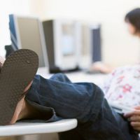 3 astuces pour se la couler douce au bureau en août