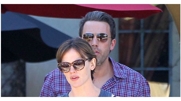 Ice Bucket Challenge: Ben Affleck et Jennifer Garner relèvent le défi (vidéo)