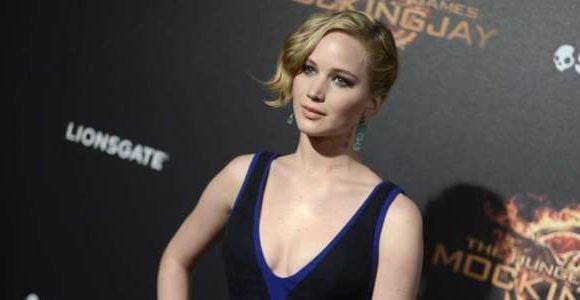 Jennifer Lawrence : un site porno refuse de retirer ses photos dénudées