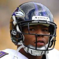 Qui est Ray Rice, le footballeur américain apparaissant dans une vidéo où il bat sa compagne ?