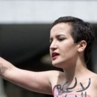 Amina Sboui : l'ex-Femen avoue avoir inventé "l'agression" de la Place de Clichy