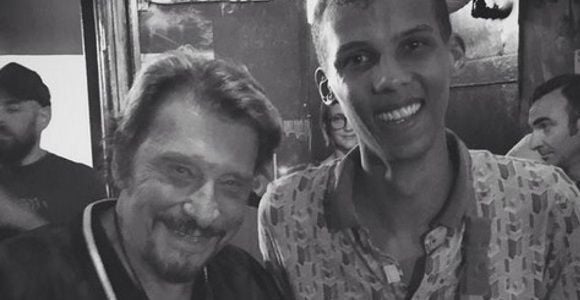 Johnny Hallyday et sa famille sont sous le charme de Stromae