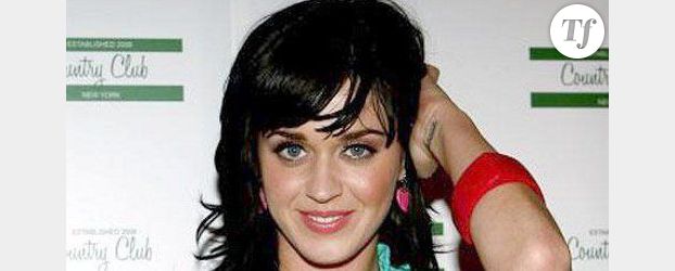 Katy Perry en tête du Billboard, elle dépasse Michael Jackson