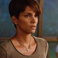 Extant Saison 1 : la fin est proche pour Halle Berry sur M6 Replay / 6Play