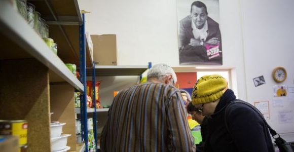 Les Français de moins en moins tolérants avec les plus démunis