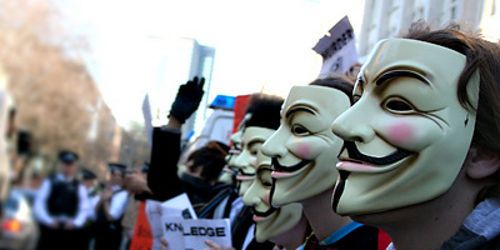 Anonymous : ils comptent détruire Facebook le 5 novembre