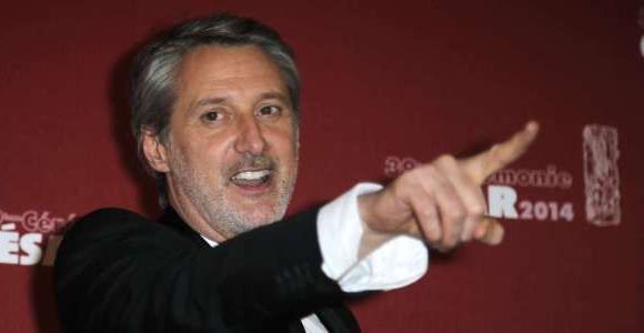 Ch'tis dans la Jet Set : une émission "de merde" pour Antoine de Caunes