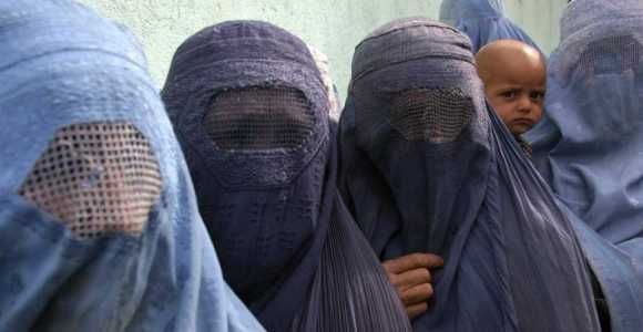 Afghanistan : les femmes persona non grata dans les publicités