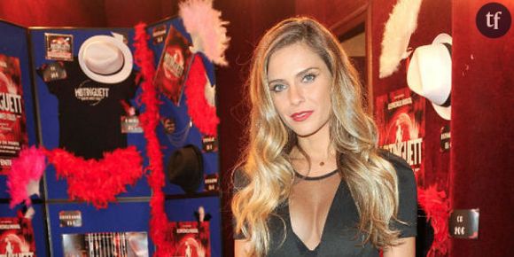 PSG : Clara Morgane ne s'est pas baladée en porte-jarre­telles pour déconcentrer l'équipe