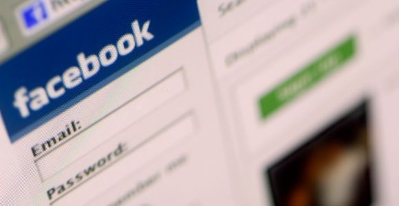 Facebook : est-il utile de poster le message sur ses données personnelles ?