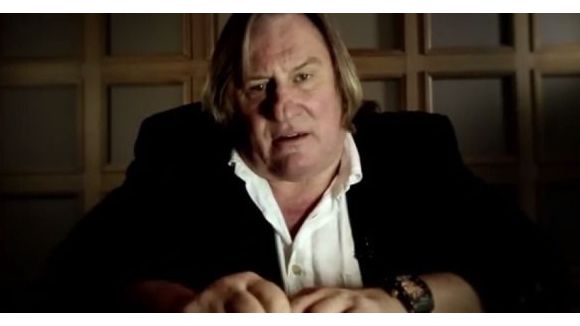 Gérard Depardieu : il parle russe dans une publicité effrayante (vidéo)