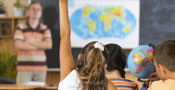 Parité : et si tout se jouait dès l'école primaire ? 