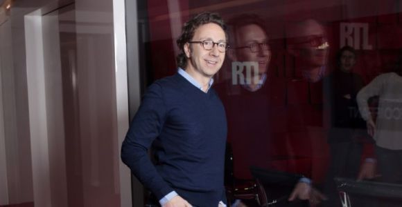 Stéphane Bern et Laurent Delahousse sont les chouchous des Français à la TV