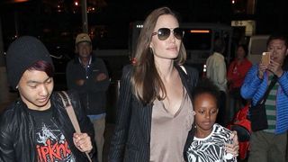 Faut-il espionner ses enfants comme Angelina Jolie ?