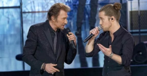 Replay : Johnny Hallyday chante en duo avec Kendji Girac et Julien Doré 