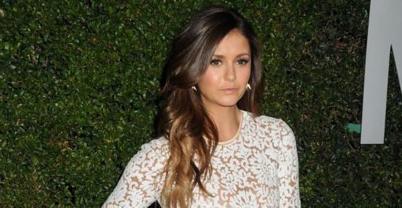 Nina Dobrev : sa folle escapade avec Chris Wood (photos)