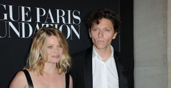 Mélanie Thierry est folle amoureuse de Raphaël 