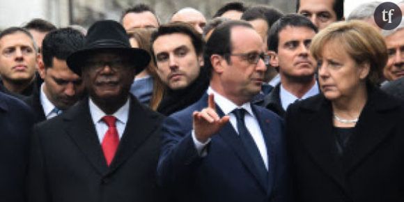 Qui est le beau gosse derrière François Hollande sur les photos de la marche ?
