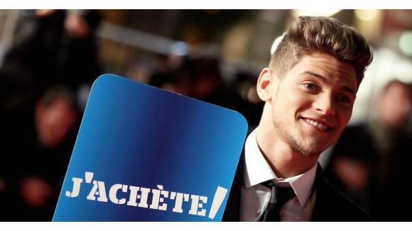 Rayane Bensetti a un succès fou auprès des femmes