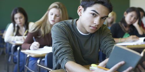 Education : « La théorie du genre bouleverse les stéréotypes des adultes »