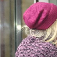 Comment éviter de ruiner sa coiffure avec un bonnet ?