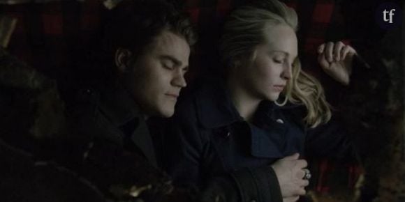 Vampire Diaries saison 6 : un baiser entre Stefan et Caroline dans l'épisode 14 ?