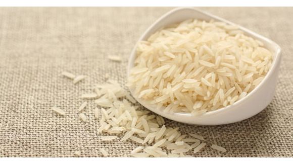 Riz : 5 astuces pour une cuisson parfaite (même au micro-ondes)