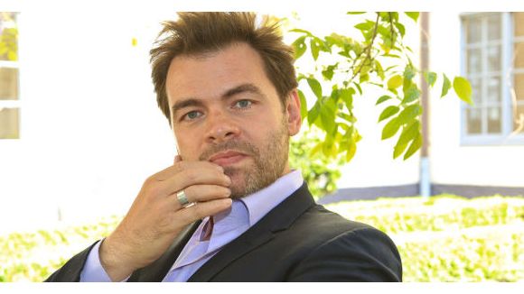 Chefs : Clovis Cornillac aime la cuisine et le vin