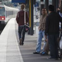 Viol dans le train Paris-Melun : pourquoi aucun témoin n'a réagi ?