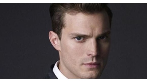 Jamie Dornan nu pour Abercrombie : ces photos ultra-kitsch qu'il aurait préféré oublier