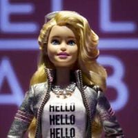 Hello Barbie, la poupée qui espionne les enfants 