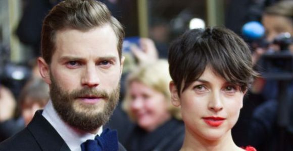Jamie Dornan ne va pas quitter  « 50 Shades of Grey » pour sa femme Amelia Warner 