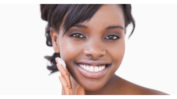 Beautés noires et métissées : cinq conseils pour une jolie peau