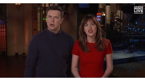 50 Shades of Grey : Dakota Johnson supplie sa mère de voir le film