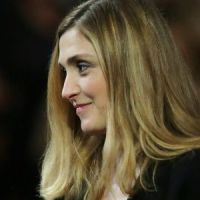 Julie Gayet : comment elle a présenté son « fiancé » à JoeyStarr