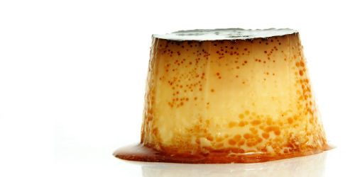 Flans de noix de coco dans sa petite sauce caramélisée