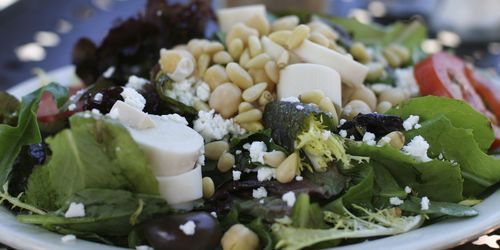 Salade aux coeurs de palmiers et à l'avocat