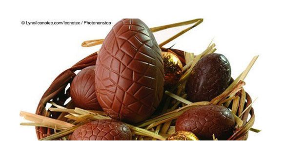 Œuf en chocolat aux fruits