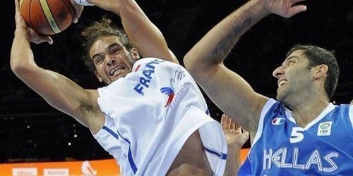 Victoire des Bleus en demi-finale de  Basket