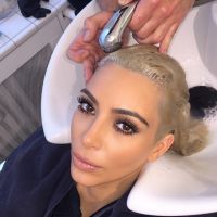 Kim Kardashian : des coiffeurs français ont-ils raté son blond ?