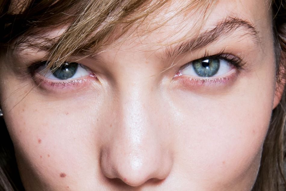 Le mannequin Karlie Kloss et ses magnifiques yeux bleus