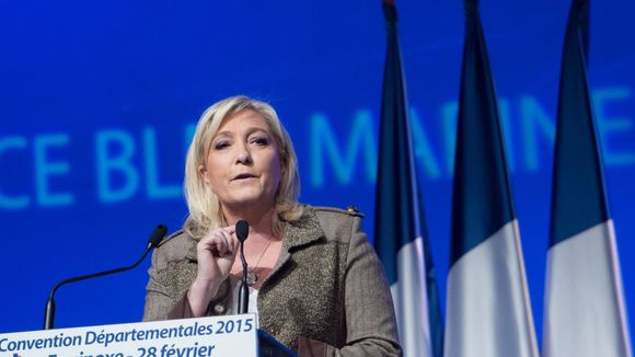 Pourquoi Marine Le Pen est-elle la femme politique préférée des jeunes Français ?